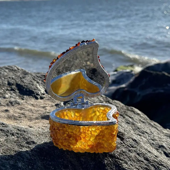 Mirror Heart Baltic Amber Jewelry Box